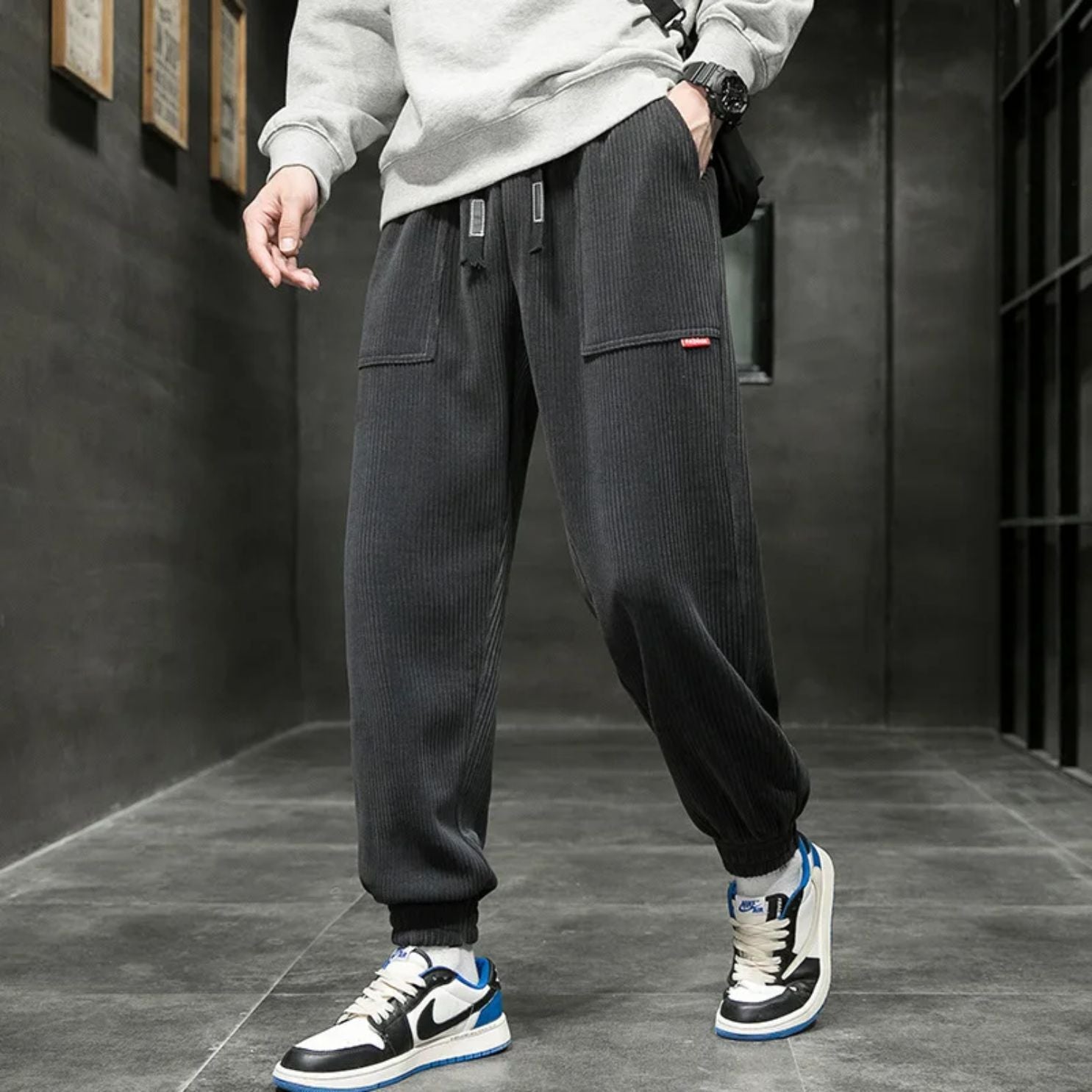 Classic Corduroy Jogger - Iron Thread