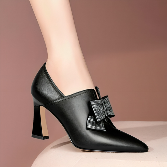 Elegant heels with bow - Iron Thread