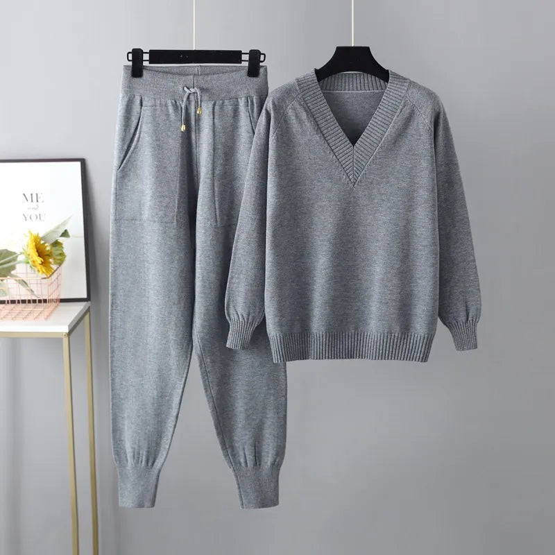Tundraloom Knitted Set - Iron Thread