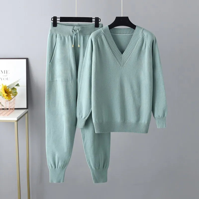 Tundraloom Knitted Set - Iron Thread