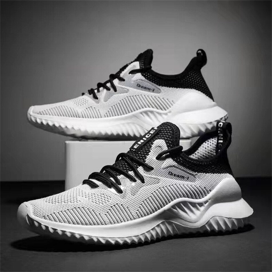UrbanEdge Sneakers - Iron Thread
