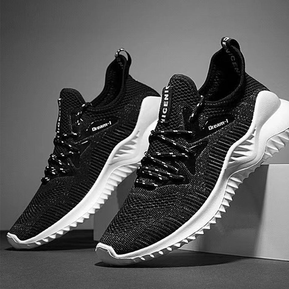 UrbanEdge Sneakers - Iron Thread