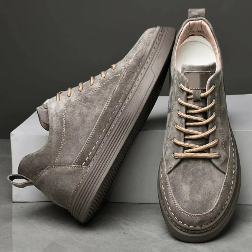 Romano™ - Italian Leather Sneakers - Iron Thread